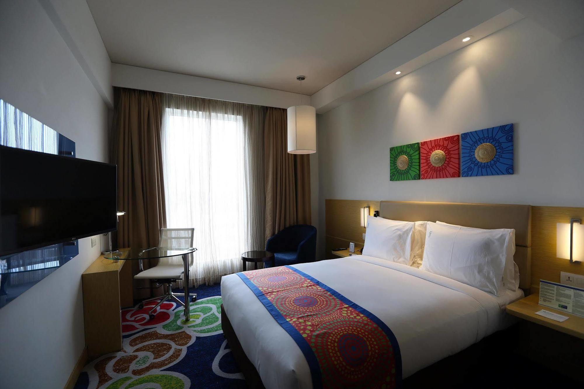 Holiday Inn Express Chennai Old Mahabalipuram Road Buitenkant foto